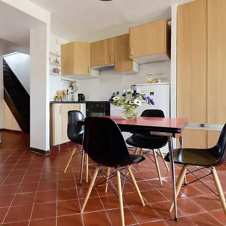 Vieille 55 M2 Avec Terrasse 16m2 Et 2chambres Vraie Climatisation Apartment