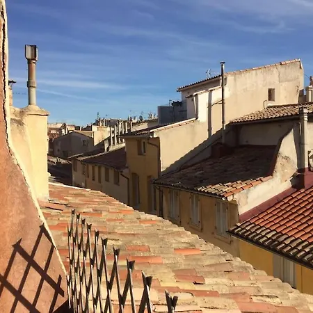 Apartment Vieille 55 M2 Avec Terrasse 16m2 Et 2chambres Vraie Climatisation *