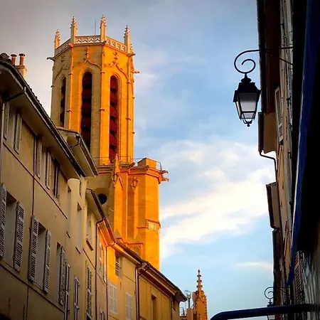 Vieille 55 M2 Avec Terrasse 16m2 Et 2chambres Vraie Climatisation * Aix-en-Provence